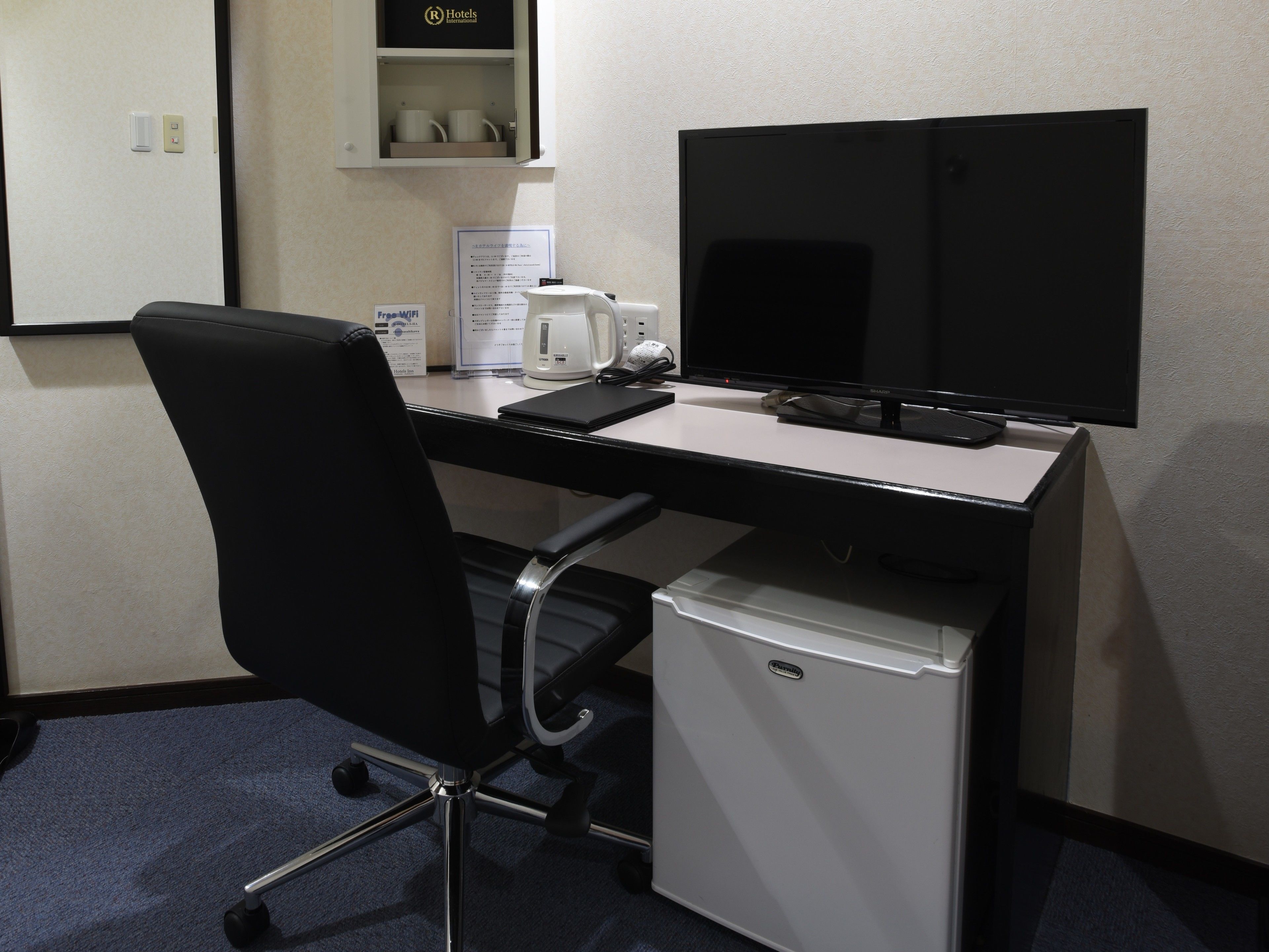 Desk, WiFi (free), bed sheets