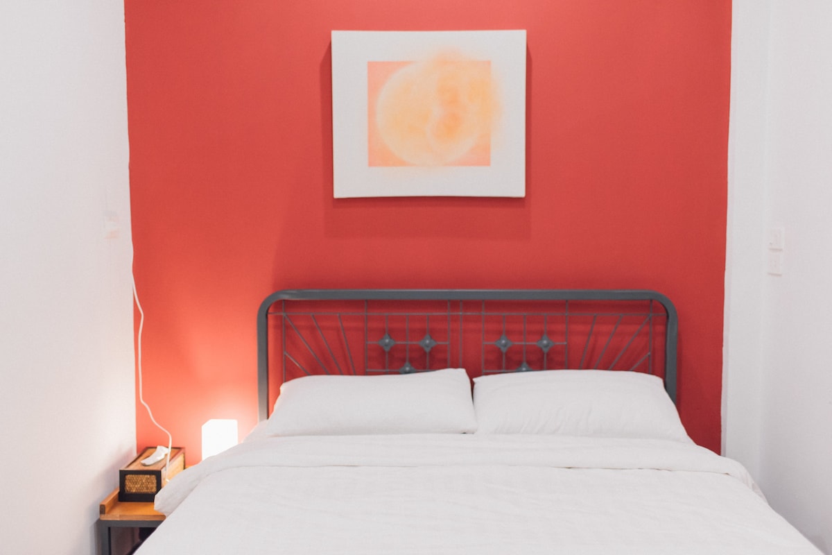 Escrivaninha, Wi-Fi de cortesia, roupa de cama