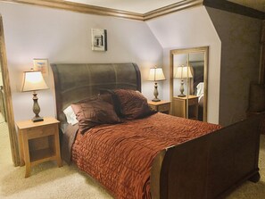 5 bedrooms, in-room safe, desk, soundproofing