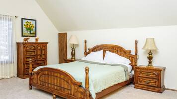 5 bedrooms, in-room safe, desk, soundproofing