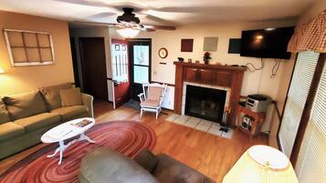 TV, fireplace, DVD player