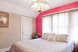 3 chambres, bureau, Wi-Fi gratuit, draps fournis