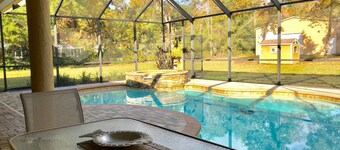 Spacious, fully furnished family friendly 3 bedroom home with private pool.