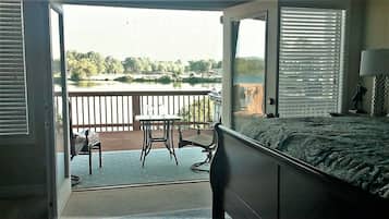 2 soverom, strykejern/-brett, wi-fi (inkludert) og sengetøy