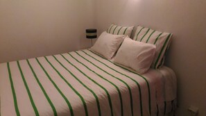 1 bedroom, iron/ironing board, travel cot, free WiFi