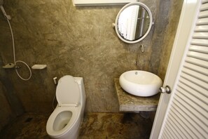 Standard Double Room | Bathroom | Shower, free toiletries, towels - Miyabi Resort (Koh Lan)