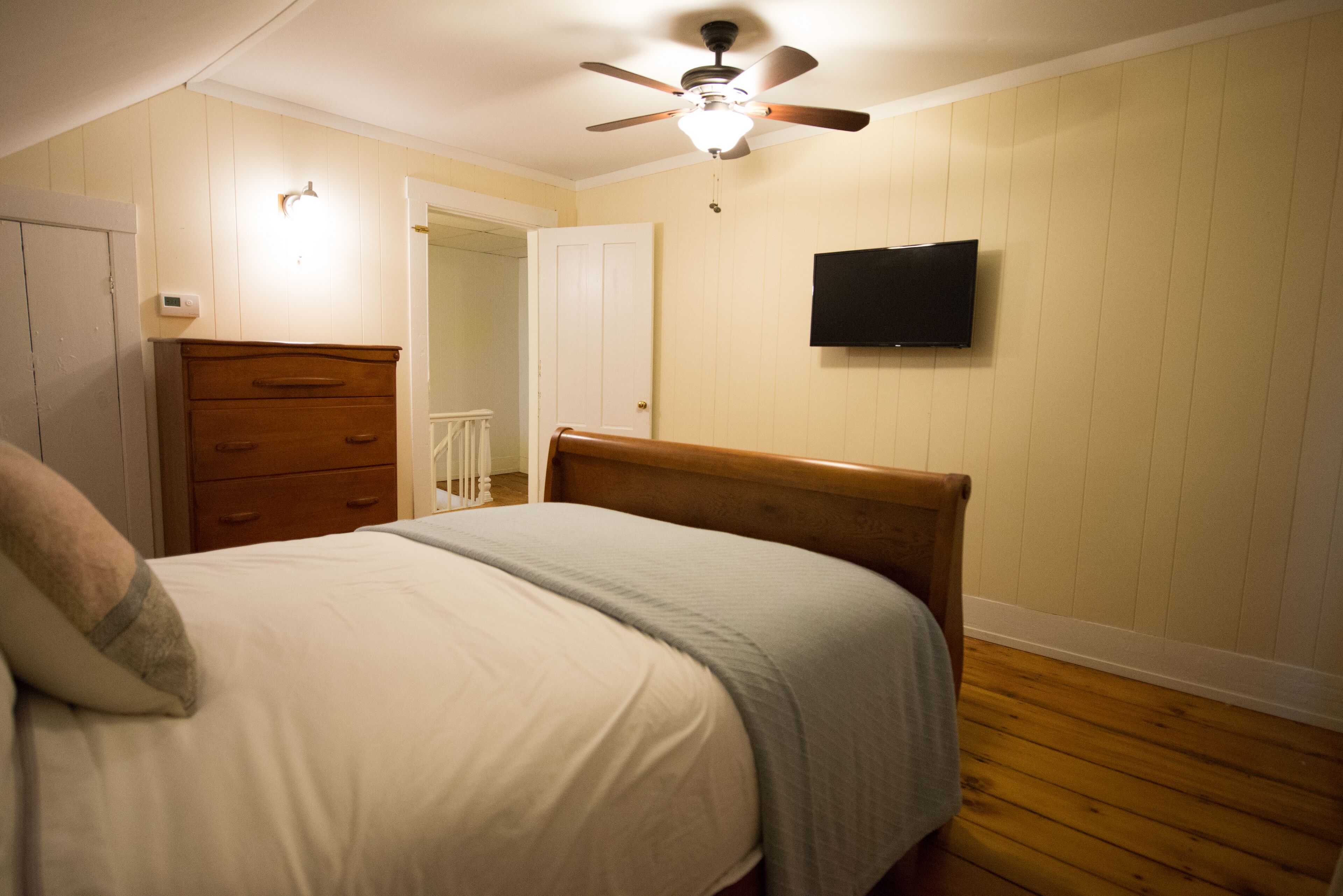 2 bedrooms, blackout drapes, iron/ironing board, WiFi (free)