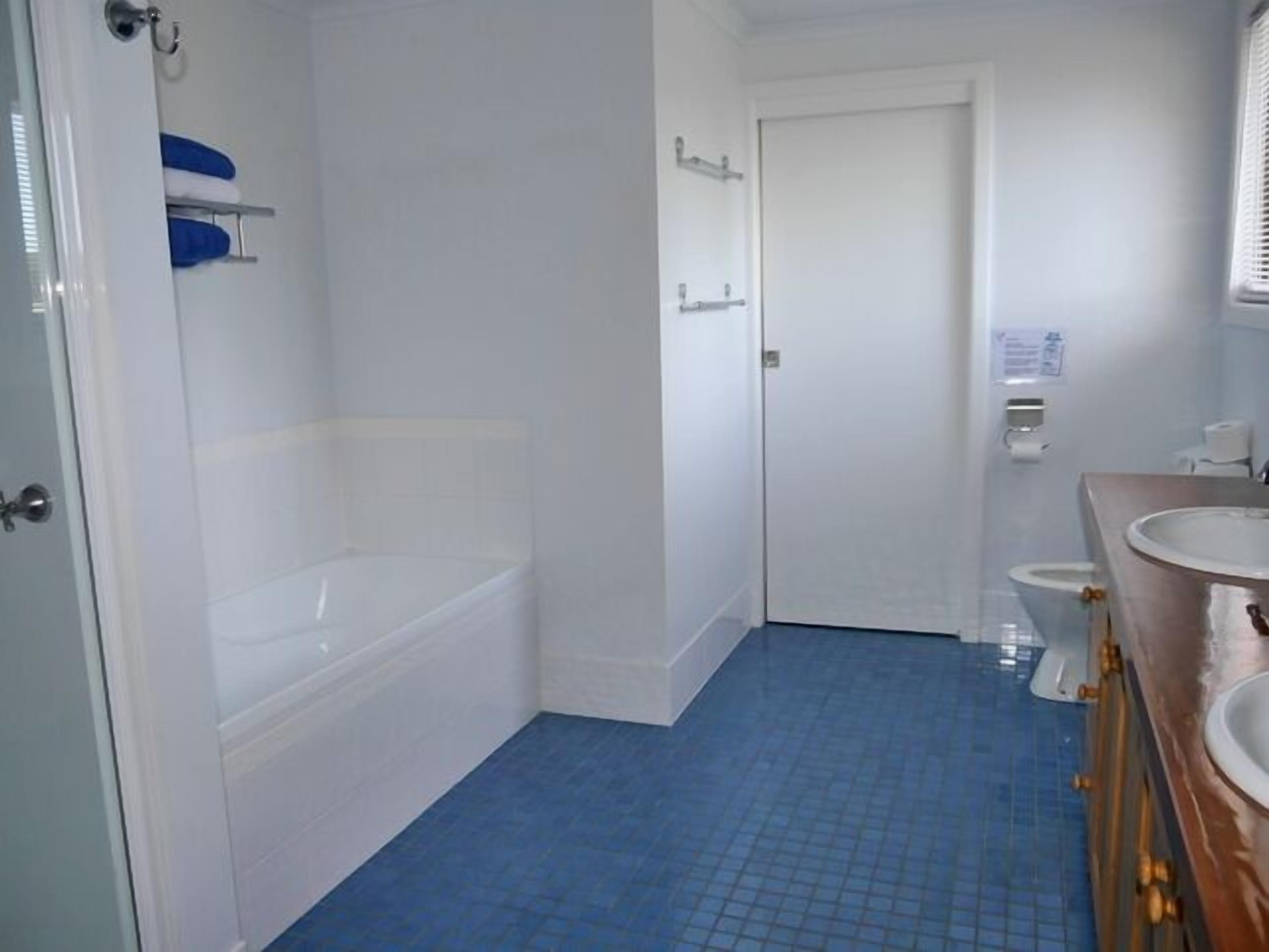 The Beach escape @ Primrose Sands — image 18