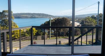 Die Beach Escape @ Primrose Sands