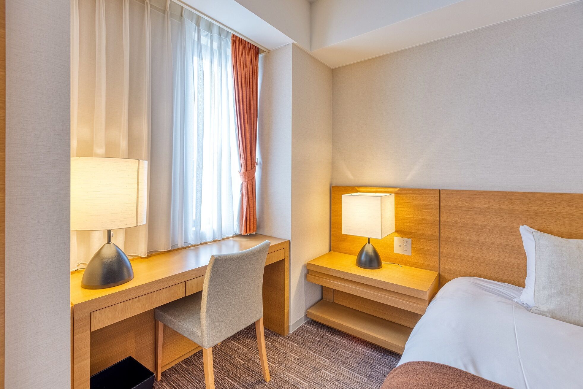 junior suite | 1 bedroom, premium bedding, minibar, in-room safe