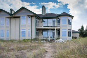 Exterior - Second Floor Lake Michigan Condo with Sunset Views (Manistee)