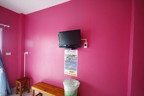 Standard Double Room | Room amenity