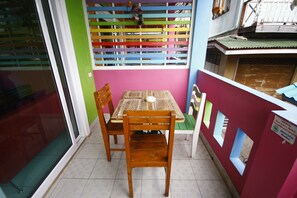 Standard Double Room | Balcony - Baan Navy hotel (Koh Lan)