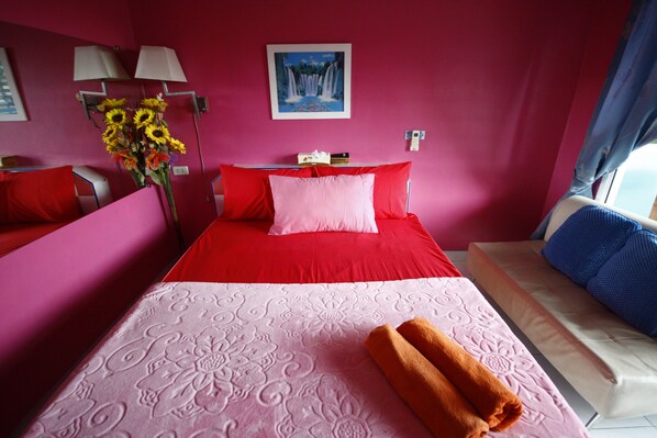 Standard Double Room | 암막 커튼, 무료 WiFi