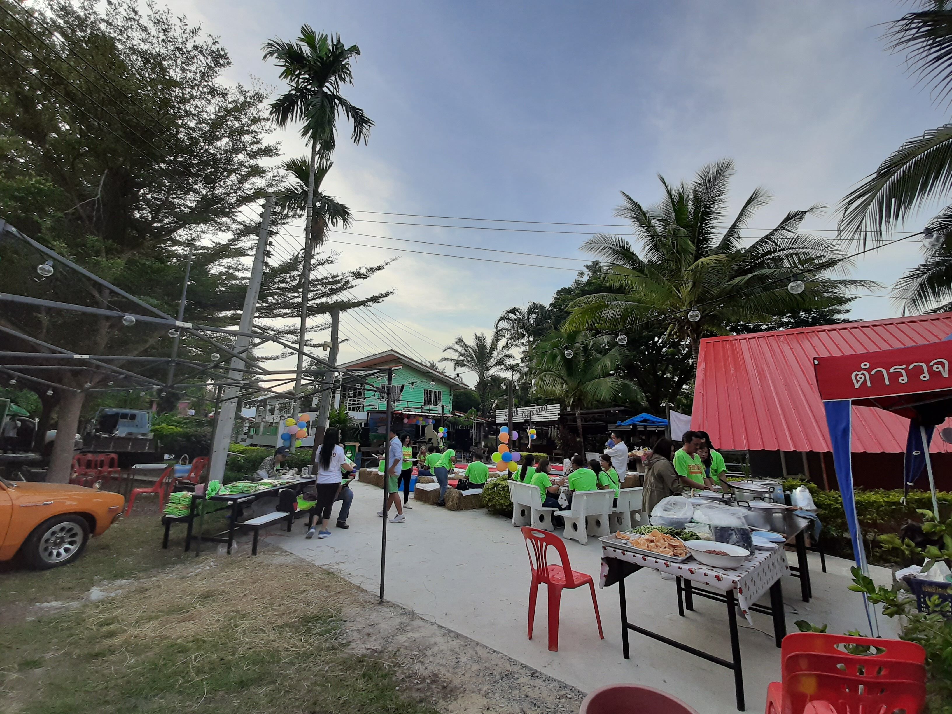 Kawasan bankuet terbuka