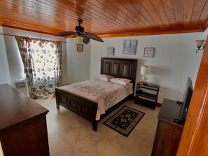 7 多间卧室、熨斗/熨衣板、旅行婴儿床、WiFi