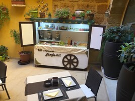 Desayuno a la carta incluido todos los días 