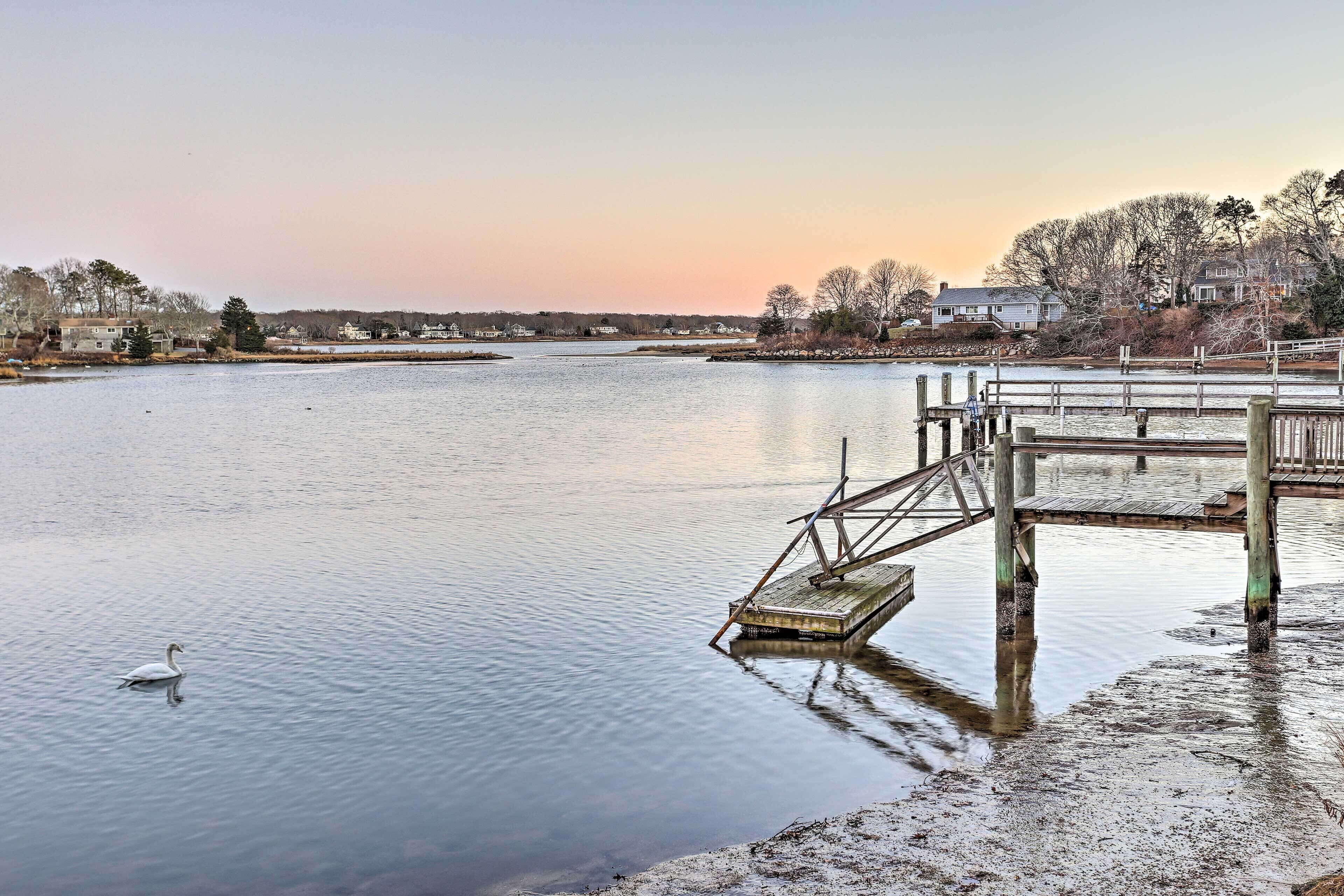 Spacious East Falmouth House - Walk to Great Pond!