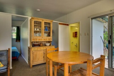      ☀️🎣🐠🐠🐠🎣☀️The Cottage Don't Feel Like Camping? Happy Valley