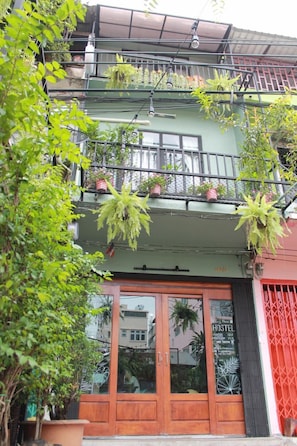 Exterior - Klong House Hostel (Bangkok)