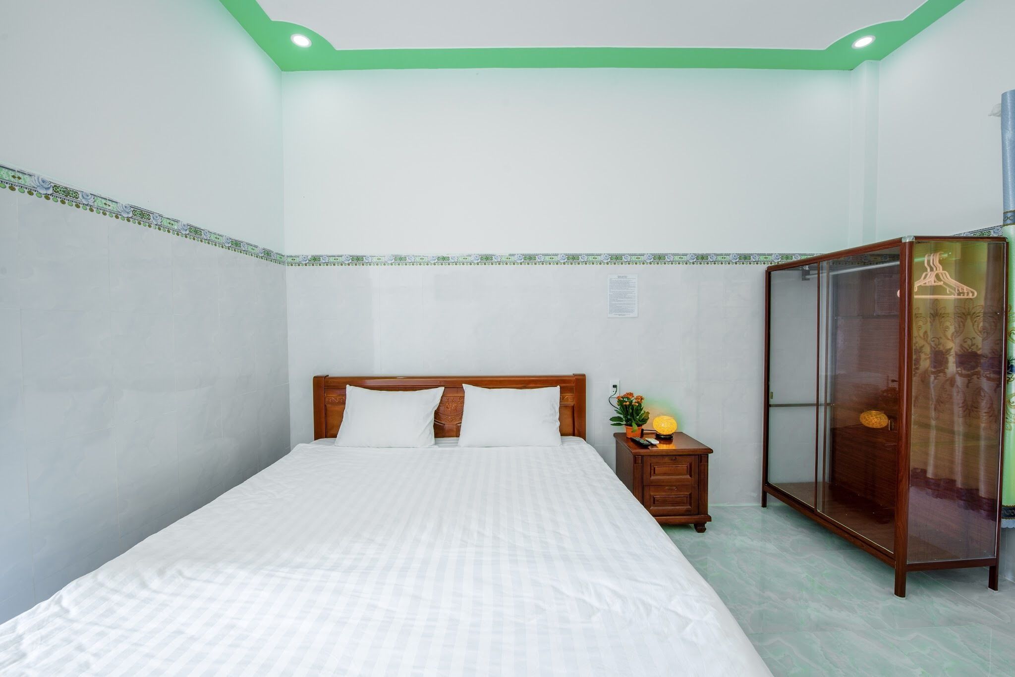 1 bedroom, desk, laptop workspace, iron/ironing board