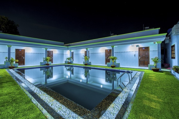Outdoor pool