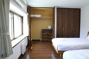2 Bedroom Holiday Home | Iron/ironing board, free WiFi, bed sheets - Kashiwa House Furano (Furano)
