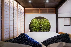 Private Vacation Home | 1 bedroom, premium bedding, down comforters, minibar - Chika Kaigen (Kyoto)