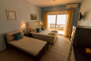 Comfort-Apartment, 1 Schlafzimmer, Strandblick, Strandnähe | Pillowtop-Betten, individuell dekoriert, individuell eingerichtet