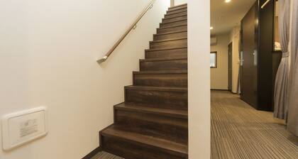 Ryoma Nishiooi I - Hostel