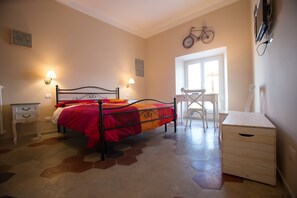 Chambre Triple Confort, 1 chambre, non-fumeur, vue ville