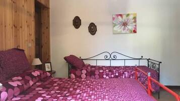 Superior Apartment, 1 Bedroom | 1 bedroom, desk, free cots/infant beds, free WiFi