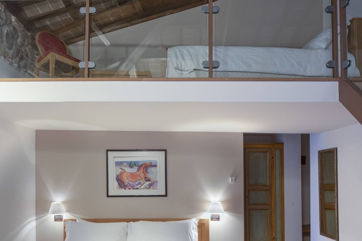 superior triple room | minibar, desk, free cots/infant beds, free wifi