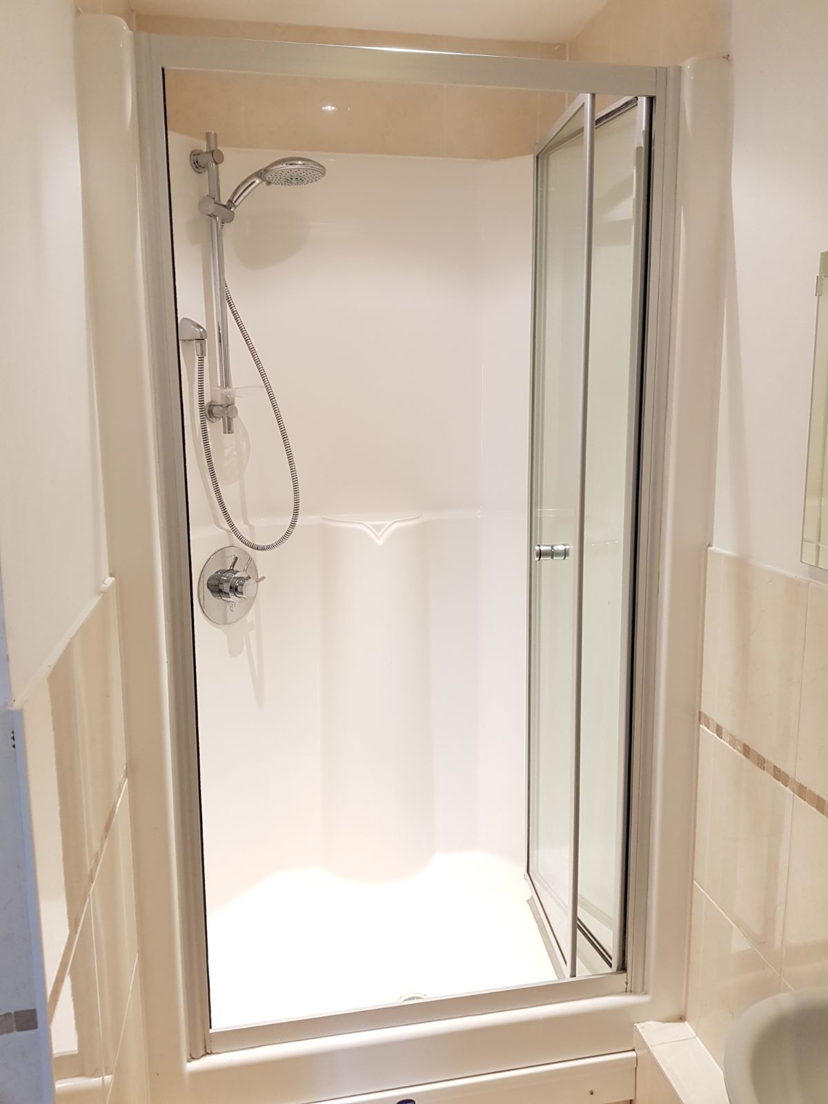 Apartment, 2 Bedrooms | Bathroom shower