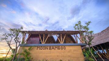 Bagian depan properti