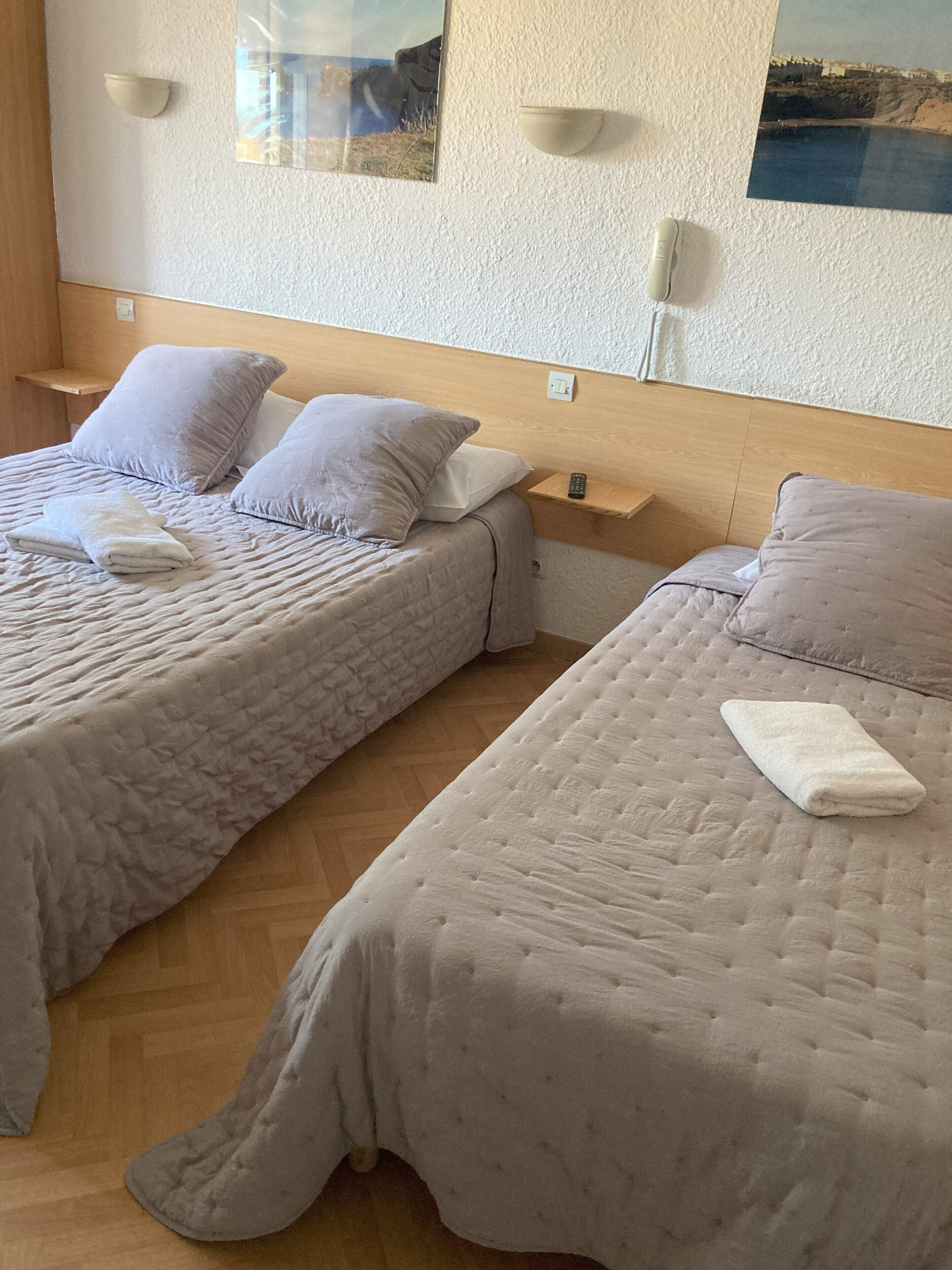 triple room | premium bedding, soundproofing, free wifi, bed sheets