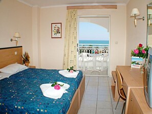 In-room safe, iron/ironing board, free WiFi - Poseidon Beach Hotel - All Inclusive (Zakynthos)