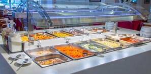 Lunch and dinner served