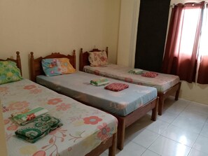 Family Room | 1 bedroom, desk - Bee Pension (Surigao)