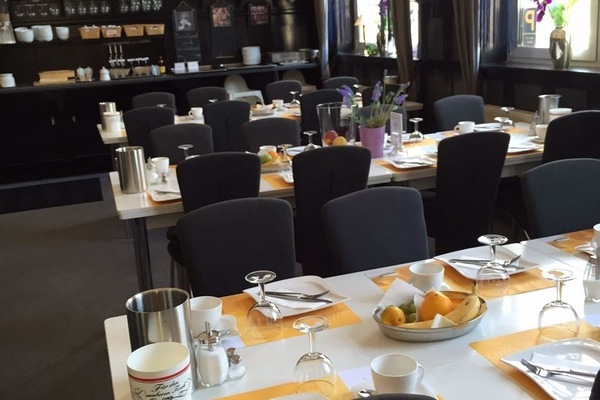 Daily buffet breakfast for a fee