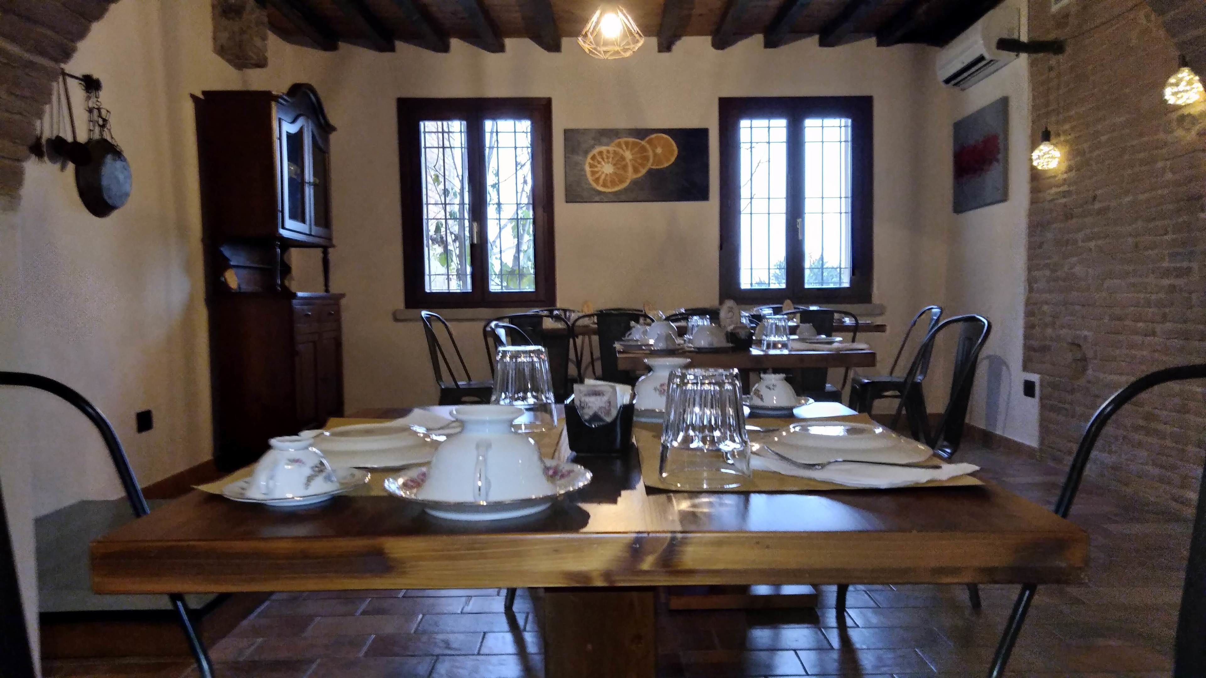 Gratis frukost med lokala rätter 