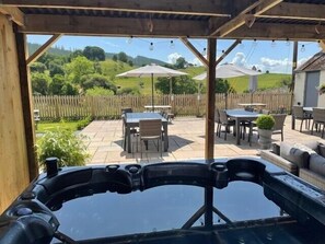 Superior House, Accessible, Ensuite | Garden - The Grousemoor Country House (Wrexham)