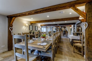 Superior House, Accessible, Ensuite | Restaurant