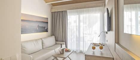 Junior Suite, Terrace, Ground Floor | Living room