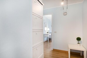 Gratis barnsängar och sängkläder