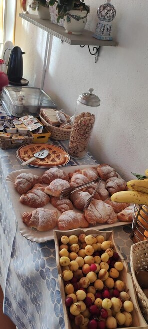 Ropa de cama de alta calidad, escritorio, sistema de insonorización