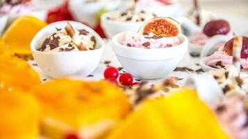 ๋งค์ผ ๋ทํ ์์นจ ์์ฌ(1์ธ๋น EUR 16.50)