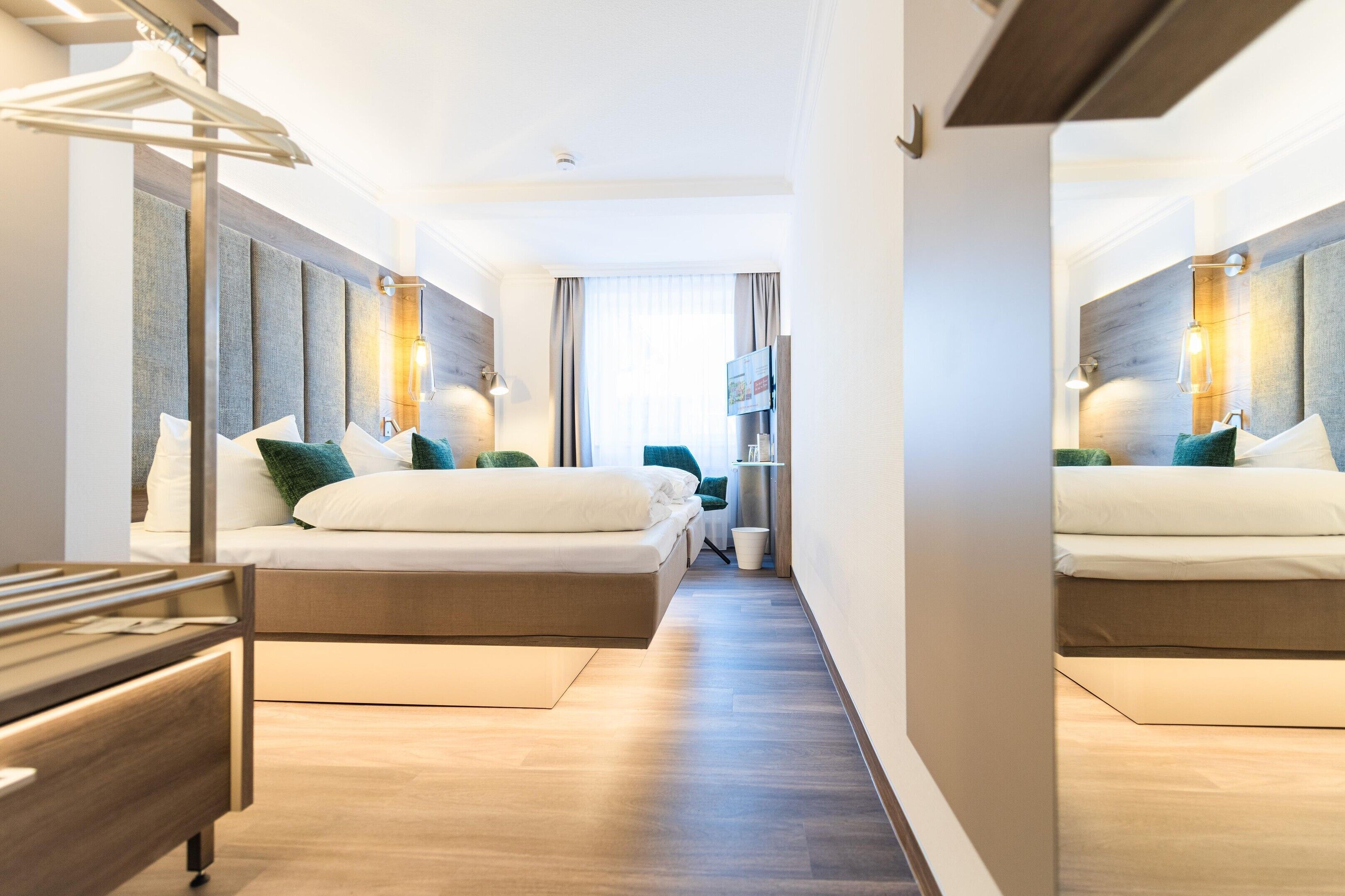 Standard Double Room | Hypo-allergenic bedding available, desk, soundproofing, WiFi (free)