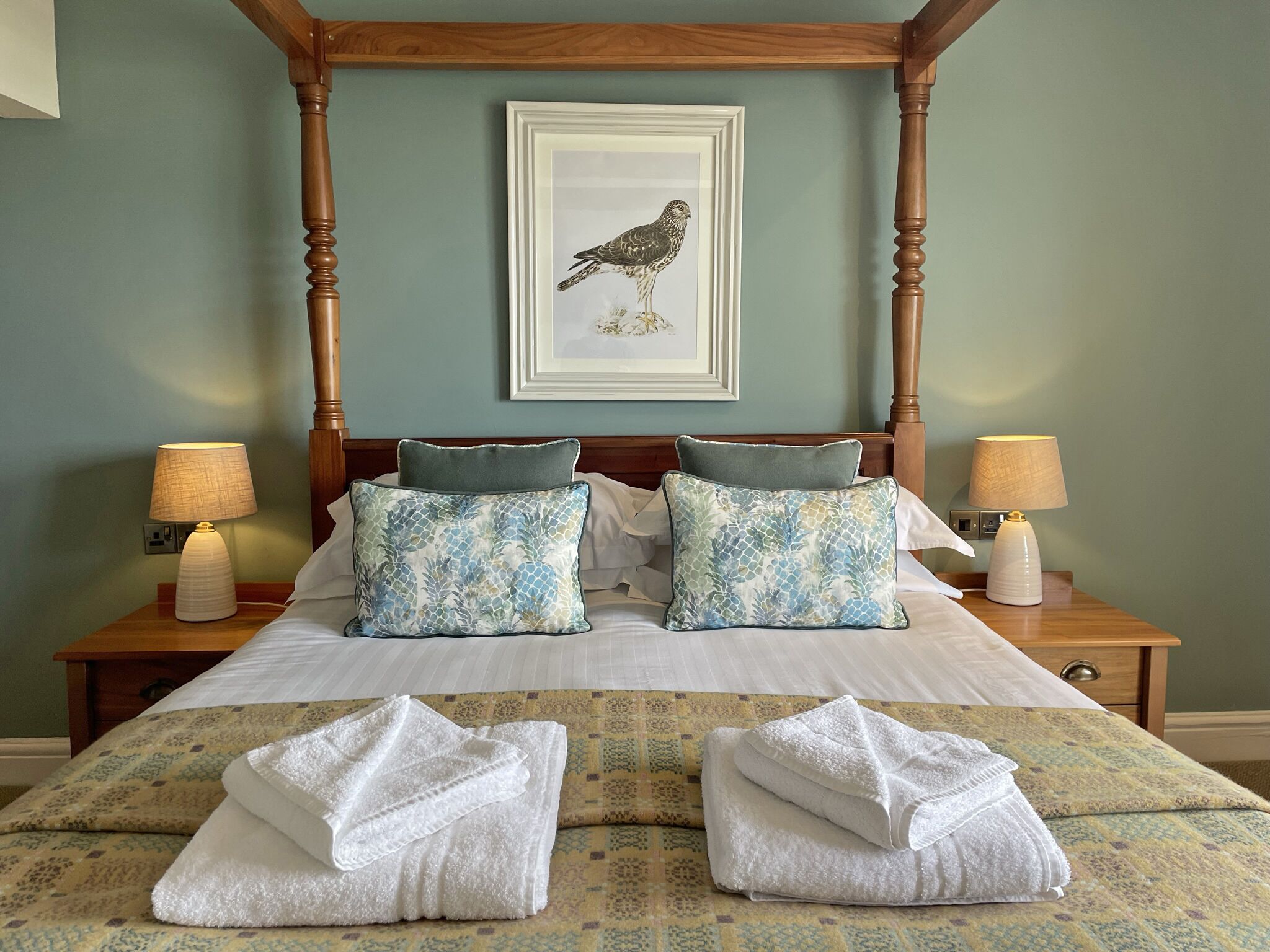 Deluxe Double Room, 1 King Bed | Desk, free WiFi, bed sheets