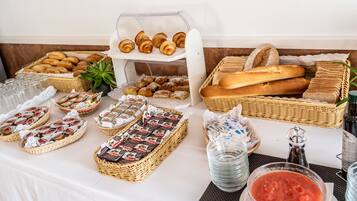 Dagelijks ontbijtbuffet (toeslag)